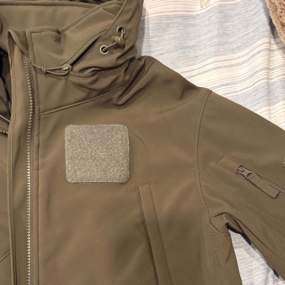Condor Summit Men's Tactical Field Jacket in Olive Green - Picture 6 of 9